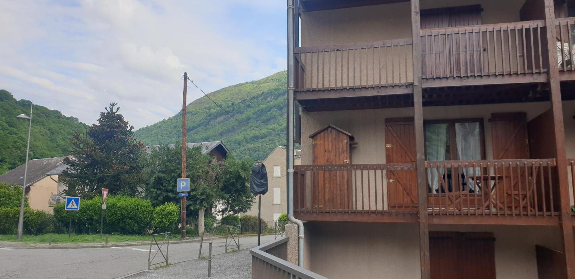Appartement Au Pied Des Telecabines Res La Soulan Bagneres-de-Luchon Экстерьер фото